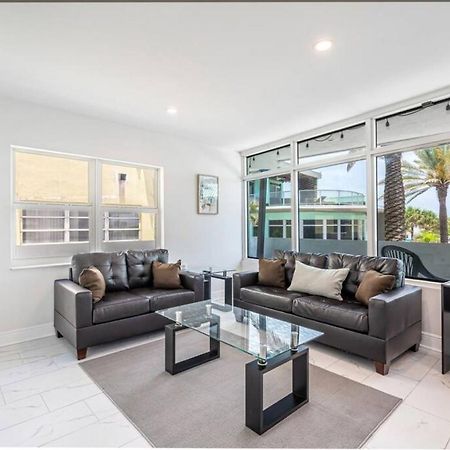 The Purple Pelican Beachfront With Ocean Balcony Unit 1 Форт Лодърдейл Екстериор снимка