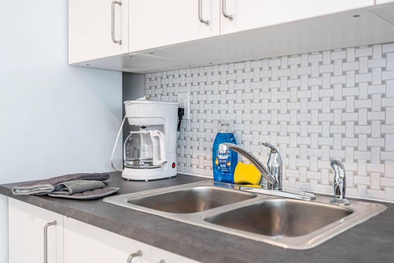 The Purple Pelican Beachfront With Ocean Balcony Unit 1 Форт Лодърдейл Екстериор снимка