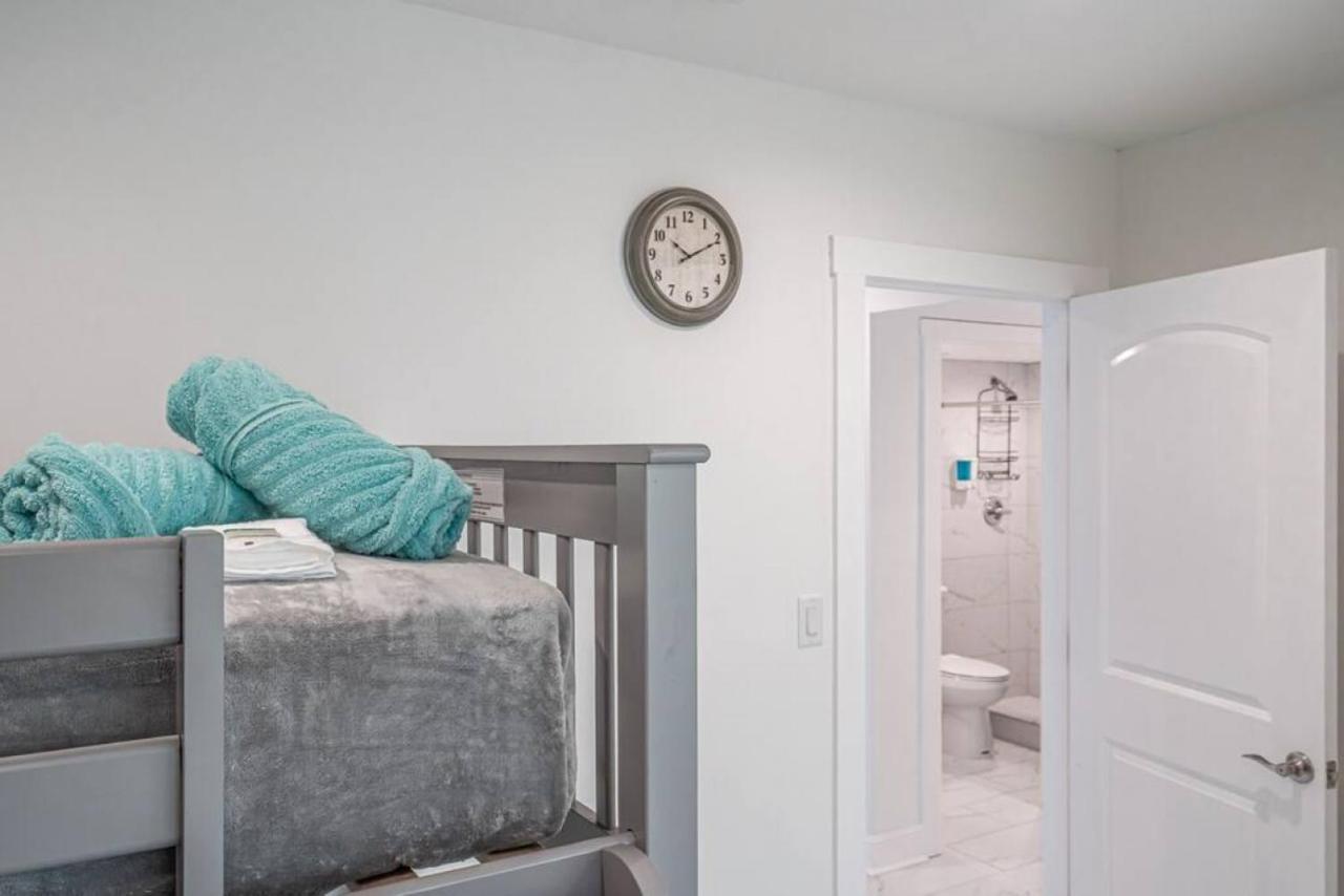 The Purple Pelican Beachfront With Ocean Balcony Unit 1 Форт Лодърдейл Екстериор снимка